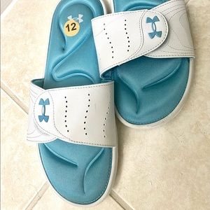 Size 12 slides brand new!